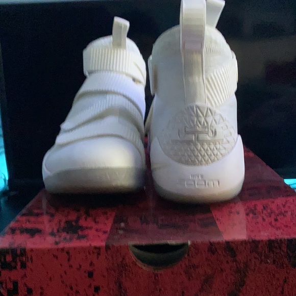 Used great condition super comfortable - Picture 4 of 5